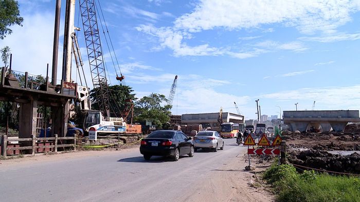 Điểm giao kết giữa dự án Quốc lộ 6 và đường Vành đai 4 trên địa bàn phường Yên Nghĩa. Ảnh: VT