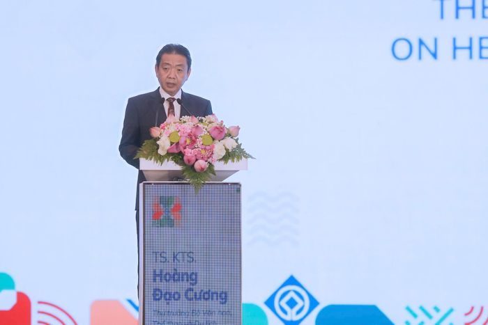 Thứ trưởng Bộ Văn hóa, Thể thao và Du lịch Hoàng Đạo Cương phát biểu tại phiên bế mạc Đối thoại. Ảnh: Khánh Huy
