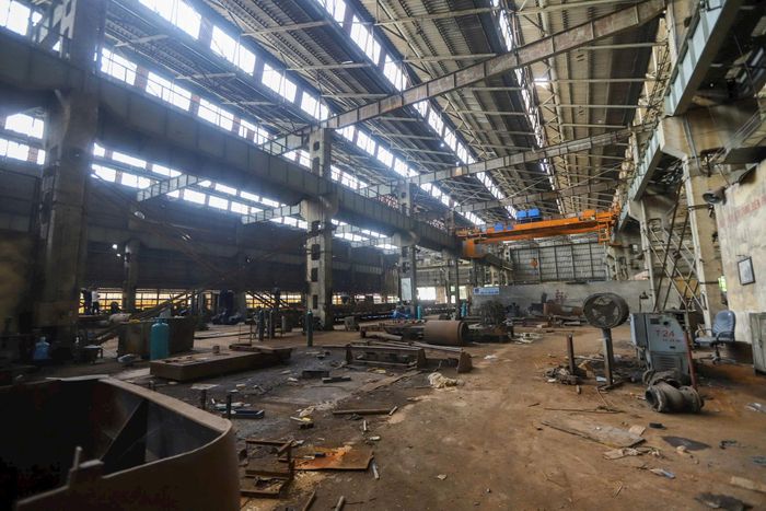 Nhà máy xe lửa Gia Lâm trong giai đoạn chuẩn bị cho Lễ hội Thiết kế Sáng tạo 2023. Ảnh: Khánh Huy
