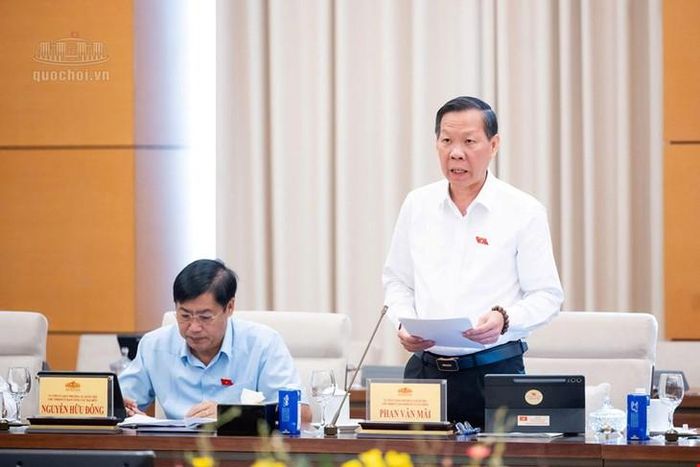 Chủ nhiệm Ủy ban Kinh tế và Tài chính Phan Văn Mãi. Ảnh: Media Quốc hội