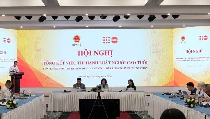 Thứ trưởng Nguyễn Thị Liên Hương chủ trì Hội nghị. Ảnh: Lê Bảo
