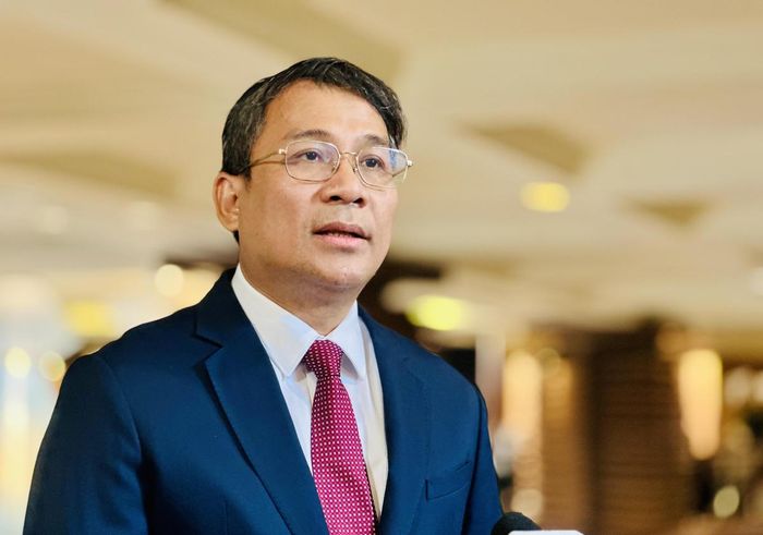 Thứ trưởng Thường trực Bộ Ngoại giao Nguyễn Minh Vũ trao đổi với báo chí (Ảnh: Việt Thắng)