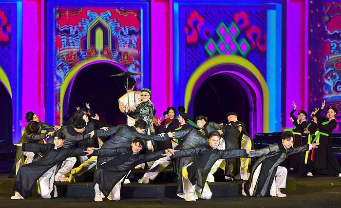 Chất liệu dân gian được kết hợp với Rap, tạo nên cách thể hiện trẻ trung, hiện đại.