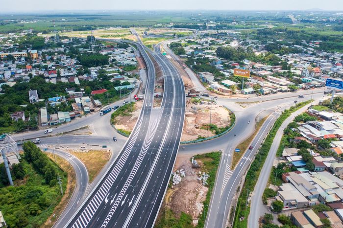  Kết nối giữa hai cao tốc tại khu vực Tân Hiệp tạm thời chưa khai thác, chờ kết luận của cơ quan có thẩm quyền về một số hạng mục. 