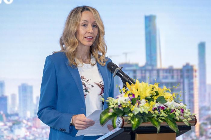  Phó Đại sứ Mỹ tại Việt Nam Courtney Beale phát biểu tại sự kiện. Ảnh: Việt Linh. 