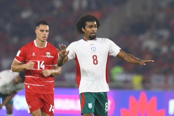 Tuyển Bangladesh thua đậm Indonesia trên sân nhà của "Đại bàng Garuda". Ảnh: Minh Chiến.
