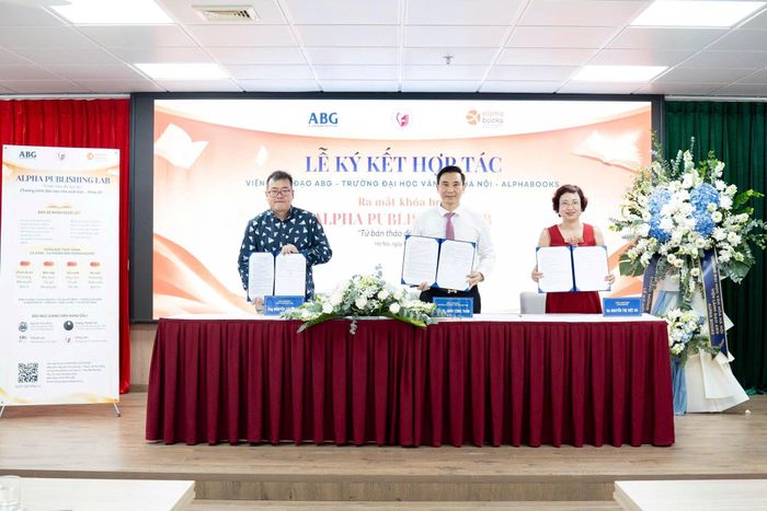 Trường Đại học Văn hoá Hà Nội ký kết hợp tác với doanh nghiệp