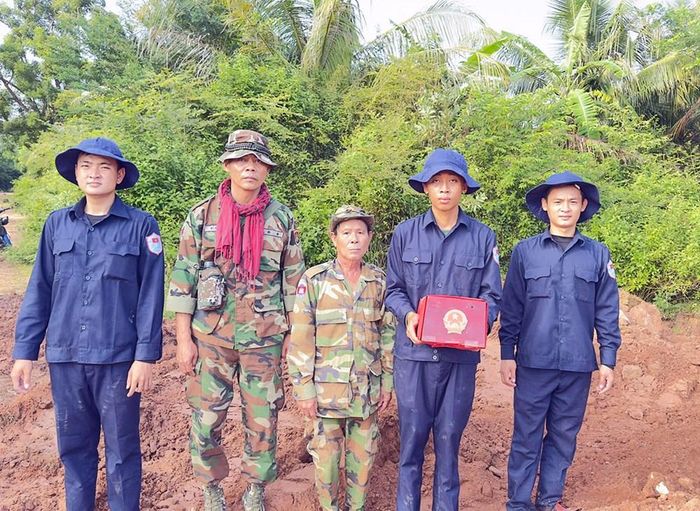 Đội K71 thực hiện nhiệm vụ tìm kiếm, quy tập hài cốt liệt sĩ tại tỉnh Banteay Meanchay, Campuchia