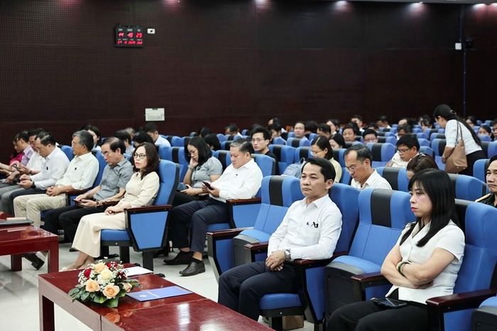 Các đại biểu tham dự Hội nghị