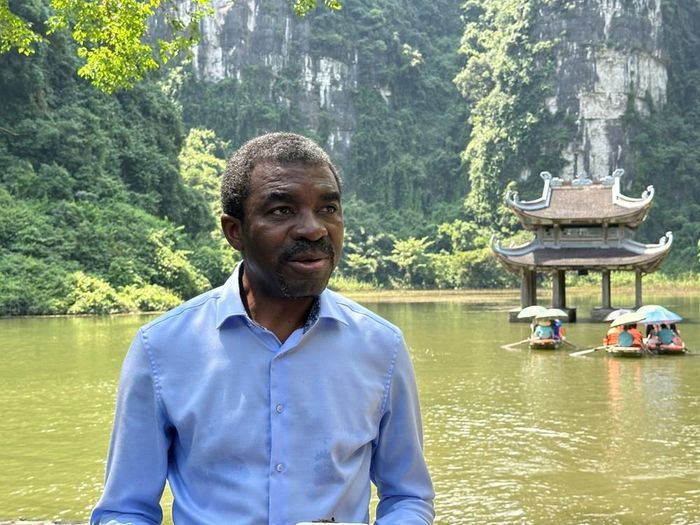 Ông Lazare Eloundou Assomo, Giám đốc Trung tâm Di sản Thế giới UNESCO chia sẻ