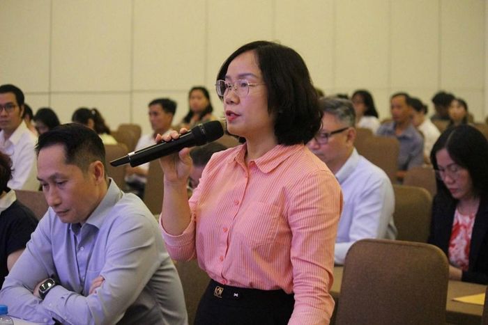 Bà Đỗ Thị Ánh Tuyết, Phó Chủ tịch UBND phường Tân Định (TP.HCM) chia sẻ thực tiễn số hoá dữ liệu văn hoá tại địa phương