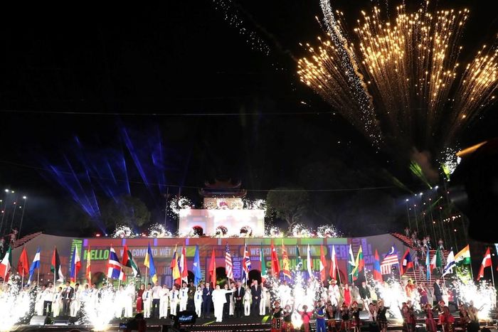 Khai mạc Lễ hội Văn hóa Thế giới lần thứ hai