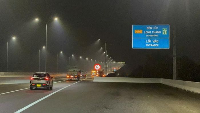 Cao tốc Bến Lức - Long Thành chính thức thông xe toàn tuyến - Ảnh: chinhphu.vn/Nhâm Tuệ