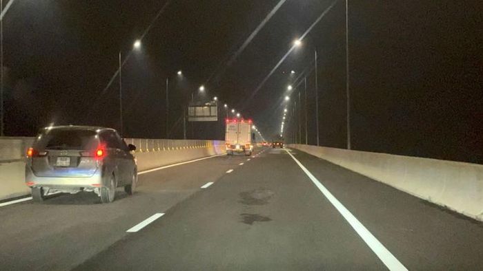 Cao tốc Bến Lức - Long Thành chính thức thông xe toàn tuyến, đây là sự kiện được hàng triệu người dân phía nam chờ đợi - Ảnh: chinhphu.vn/Nhâm Tuệ