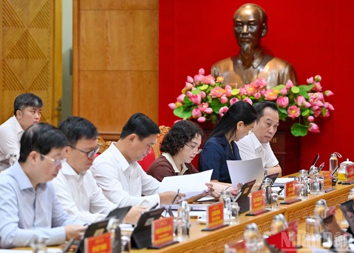 Các đồng chí Ủy viên Ban Thường vụ Đảng ủy các cơ quan Đảng Trung ương tham dự hội nghị.