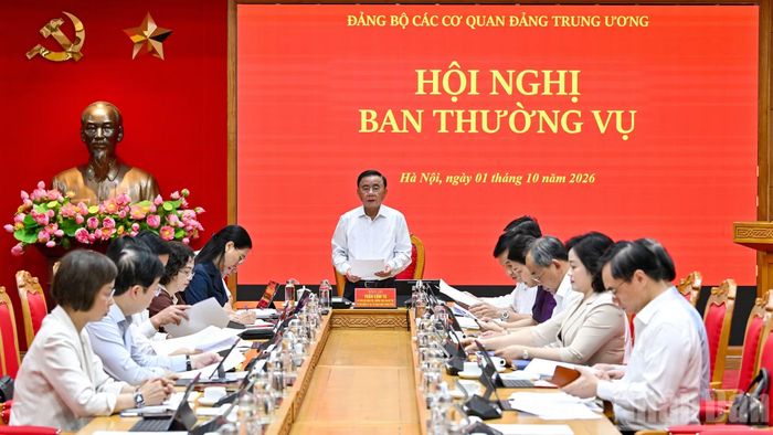 Thường trực Ban Bí thư Trần Cẩm Tú phát biểu tại Hội nghị Ban Thường vụ Đảng ủy các cơ quan Đảng Trung ương.