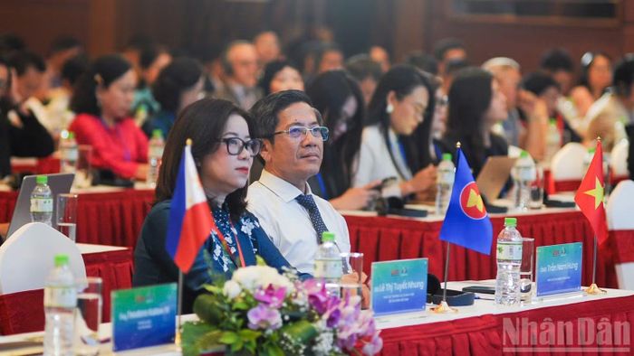 Các đại biểu tại hội nghị. (Ảnh: CÔNG VINH)