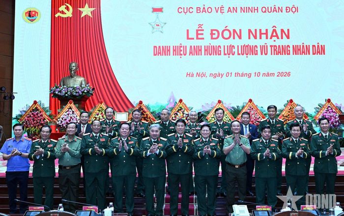  Các đại biểu cùng lãnh đạo, chỉ huy Cục Bảo vệ an ninh Quân đội.