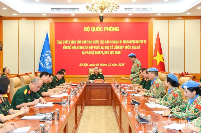  Quang cảnh buổi lễ. 