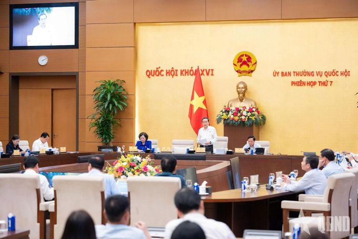  Quang cảnh phiên họp. Ảnh: VŨ HIẾU