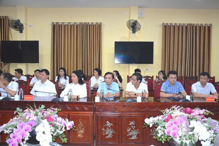 Các đại biểu dự hội nghị.  