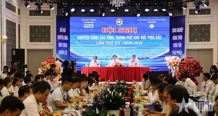 Quang cảnh hội nghị. Ảnh: VIỆT HÒA