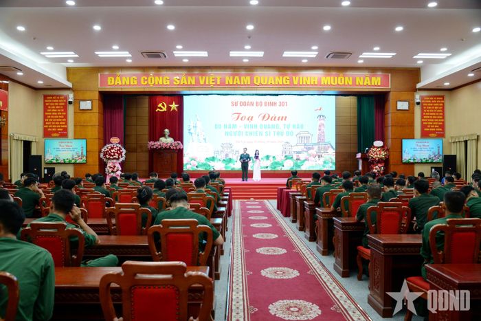 Quang cảnh tọa đàm. 