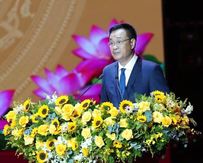 Bí Thư Thành ủy Đà Nẵng Lê Ngọc Quang tưởng nhớ, tri ân những cống hiến to lớn của Cụ Huỳnh Thúc Kháng đối với quê hương, đất nước.