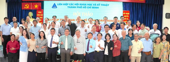 Các đại biểu tham dự hội thảo. ẢNH QUANG HUY