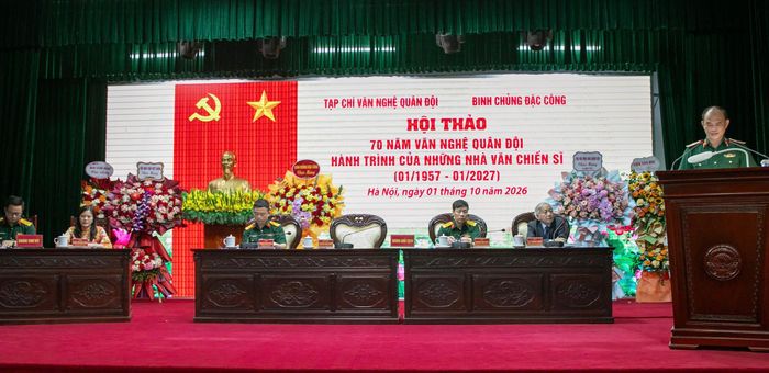  Hội thảo 70 năm Văn nghệ quân đội - Hành trình của những nhà văn chiến sĩ. Ảnh: HOÀNG OANH 