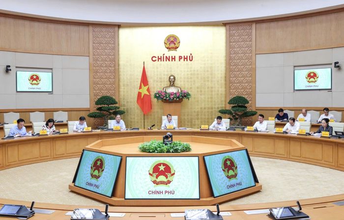  Hội nghị tập thể Thường trực Đảng ủy Chính phủ thực hiện công tác đánh giá, xếp loại cán bộ lãnh đạo, quản lý quý 3. Ảnh: VIẾT CHUNG 
