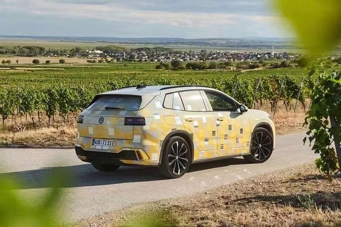 Theo tạp chí Autocar, ID. Tiguan sẽ được trang bị các mô-tơ điện APP và AKA thế hệ mới nhất. Tuy nhiên, công suất vẫn giữ nguyên ở các mức 190 mã lực, 286 mã lực và 299 mã lực như trước đây. Lợi ích chính nằm ở hiệu suất năng lượng.
