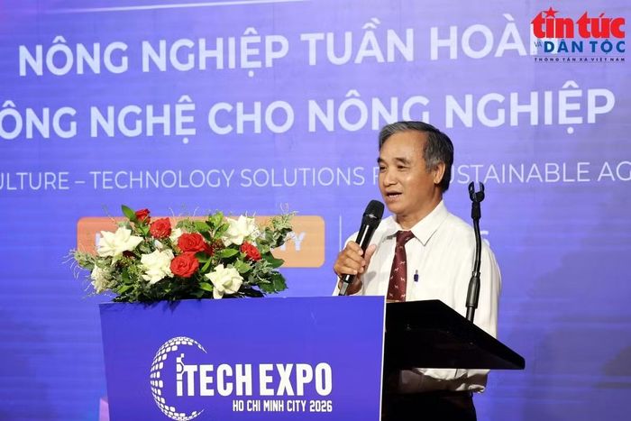 Ông Lê Văn Cửa, Phó Trưởng Ban Quản lý Khu Nông nghiệp công nghệ cao TP Hồ Chí Minh phát biểu.