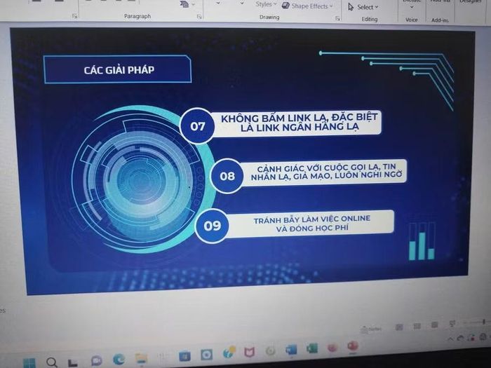 Các giải pháp giúp sinh viên tránh "sập bẫy" lừa đảo trên không gian mạng.
