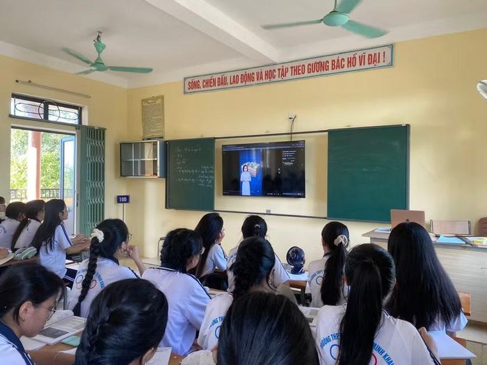 Việc sử dụng AI vào giảng dạy giúp học sinh chủ động hơn trong quá trình tiếp cận kiến thức.