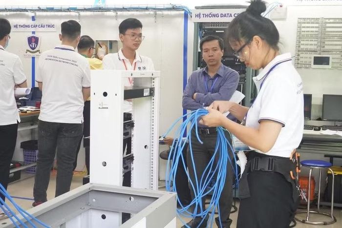 Sinh viên ngành Công nghệ thông tin - Trường Trung cấp Nguyễn Tất Thành.