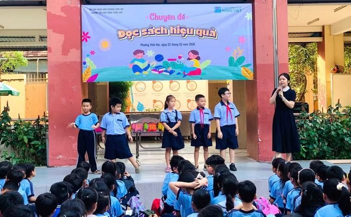 Trường Tiểu học Đặng Trần Côn tổ chức chuyên đề Đọc sách hiệu quả.