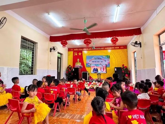 Công nghệ hỗ trợ giáo viên trong quá trình dạy.