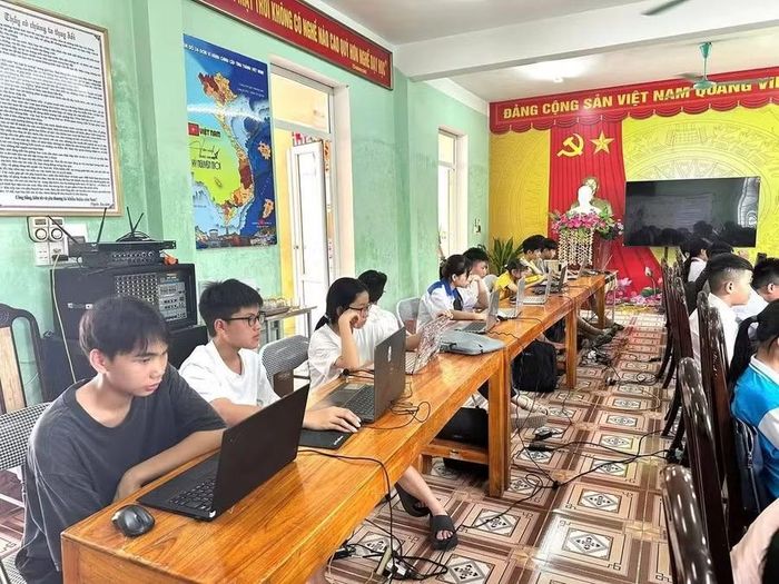 Tăng tính tự học qua bài học trực tuyến.