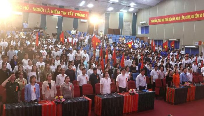 Đại biểu dự lễ khai mạc "Tuần lễ hưởng ứng học tập suốt đời 2026" tại Đắk Lắk. (Ảnh: TT)