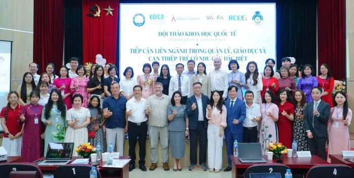 Hội thảo thu hút đông đảo các chuyên gia, nhà khoa học trong nước và quốc tế.