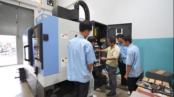 Một buổi học thực hành của sinh viên Trường Cao đẳng Nghề TPHCM.