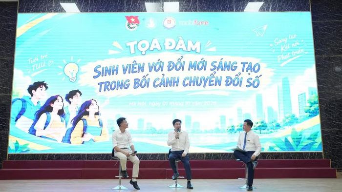 Ông Đỗ Mạnh Hùng - Chủ tịch HĐQT NovaEdu và Aai Pharma và ông Đỗ Phạm Anh Cường - Chủ tịch HĐQT kiêm Giám đốc Hệ sinh thái doanh nghiệp Bestbe chia sẻ các vấn khởi nghiệp, đổi mới sáng tạo tại doanh nghiệp.