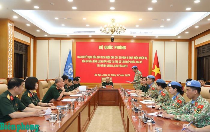 Quang cảnh buổi lễ. Ảnh: Hồng Pha