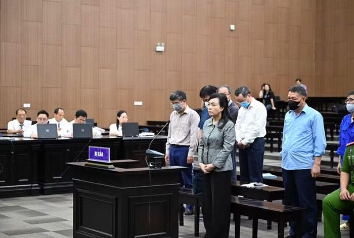 Cựu Bộ trưởng Nguyễn Thị Kim Tiến và đồng phạm tại tòa sơ thẩm.