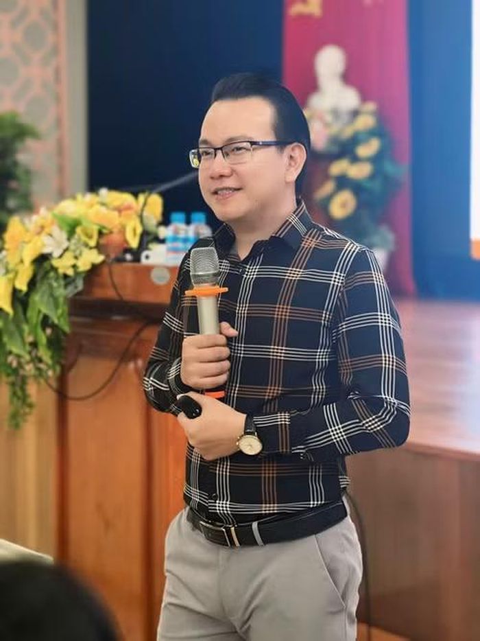 Tiến sĩ tâm lý Đào Lê Hoà An - Chủ nhiệm chương trình Tâm lý học, Đại học Victoria Thái Bình Dương, Thành viên ban tư vấn chính sách pháp luật về Thanh thiếu nhi của Ban Bí thư T.Ư Đoàn TNCS Hồ Chí Minh.
