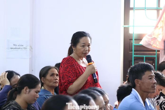 Phụ huynh bày tỏ ý kiến.