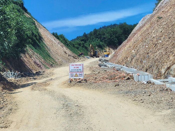 Dự án thi công nham nhở