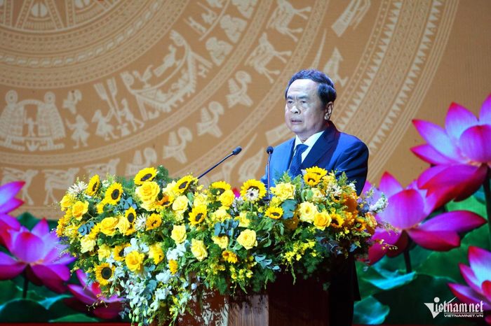 Chủ tịch Quốc hội Trần Thanh Mẫn nhấn mạnh, một trong những giá trị lớn nhất cụ Huỳnh Thúc Kháng để lại là tinh thần đại đoàn kết toàn dân tộc.