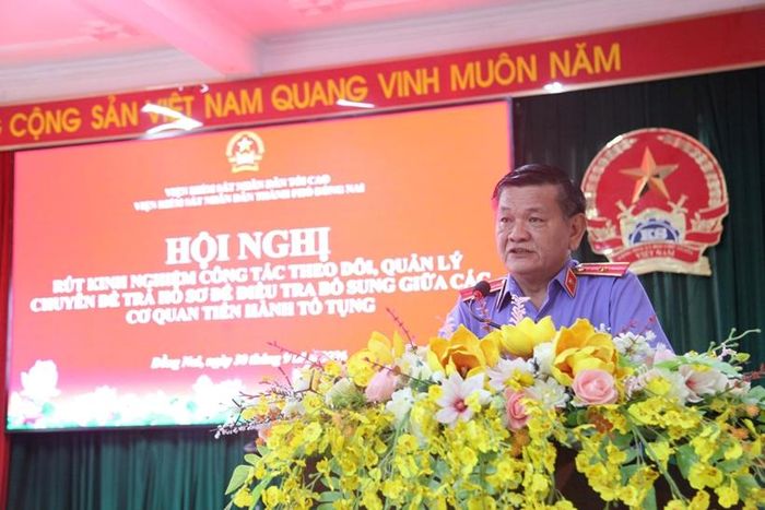  Đồng chí Ngô Hữu Nghĩa, Phó Viện trưởng VKSND thành phố Đồng Nai phát biểu tại Hội nghị.